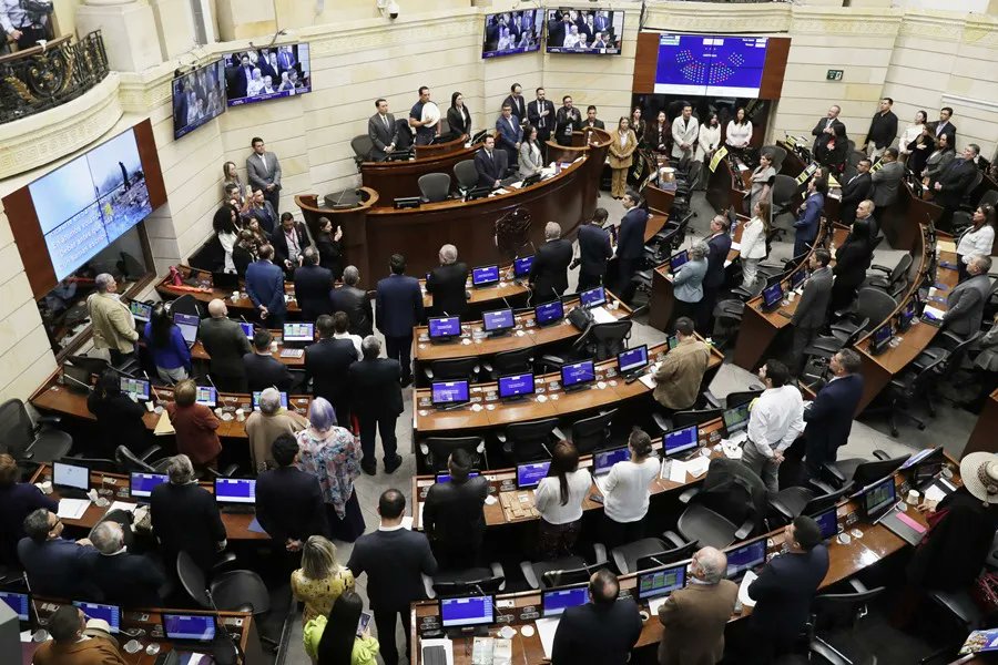 Congreso aprueba histórica ley para erradicar la mutilación genital femenina en Colombia