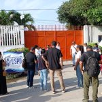 Con pudín y mariachis, usuarios protestaron contra Aguas de Malambo por fallas en el servicio