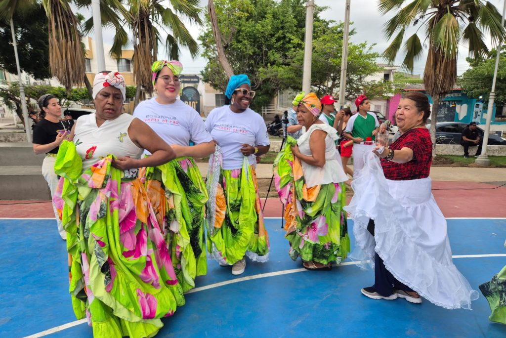 Feria por la Paz impulsó las economías populares y la cultura del Caribe en el Parque Cisneros